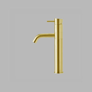 d line Håndvaskarmatur høj med svingbar J-tud, 5,7 l/min - 130mm - børstet messing